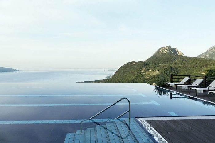 Lefay Resort &#038; Spa, Lake Garda -_Infinity pool